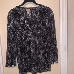 Chico’s KNIT TOPS Etched Leaf Soft Ruffle-Sleeve Tee Size 1 NWOT